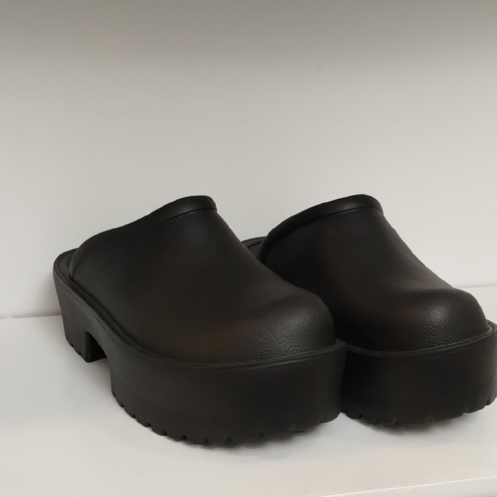 Yoki Black Women's Mules